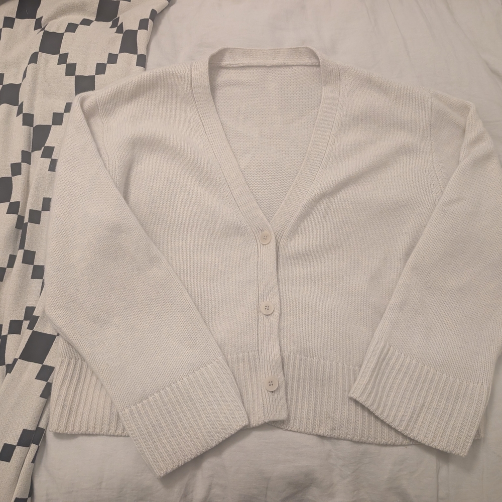 Elegant Cream Women's Sweater